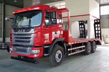 江淮后八輪平板拖車