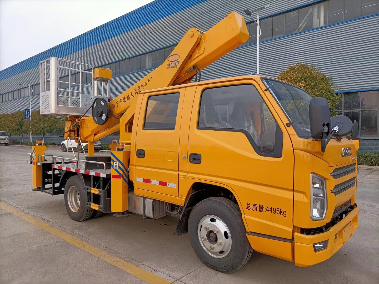 江鈴雙排藍(lán)牌16米直臂高空作業(yè)車