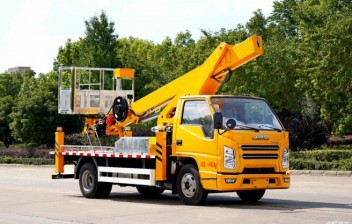 江鈴單排23米藍(lán)牌直臂高空作業(yè)車