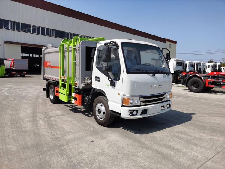 國(guó)六江淮藍(lán)牌小型側(cè)裝掛桶壓縮式垃圾車(chē)