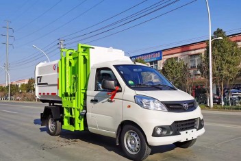 國(guó)六福田祥菱3方掛桶垃圾車(chē)