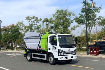 國(guó)六東風(fēng)多利卡無泄漏掛桶垃圾車