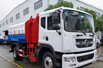 東風多利卡D9掛桶式垃圾車