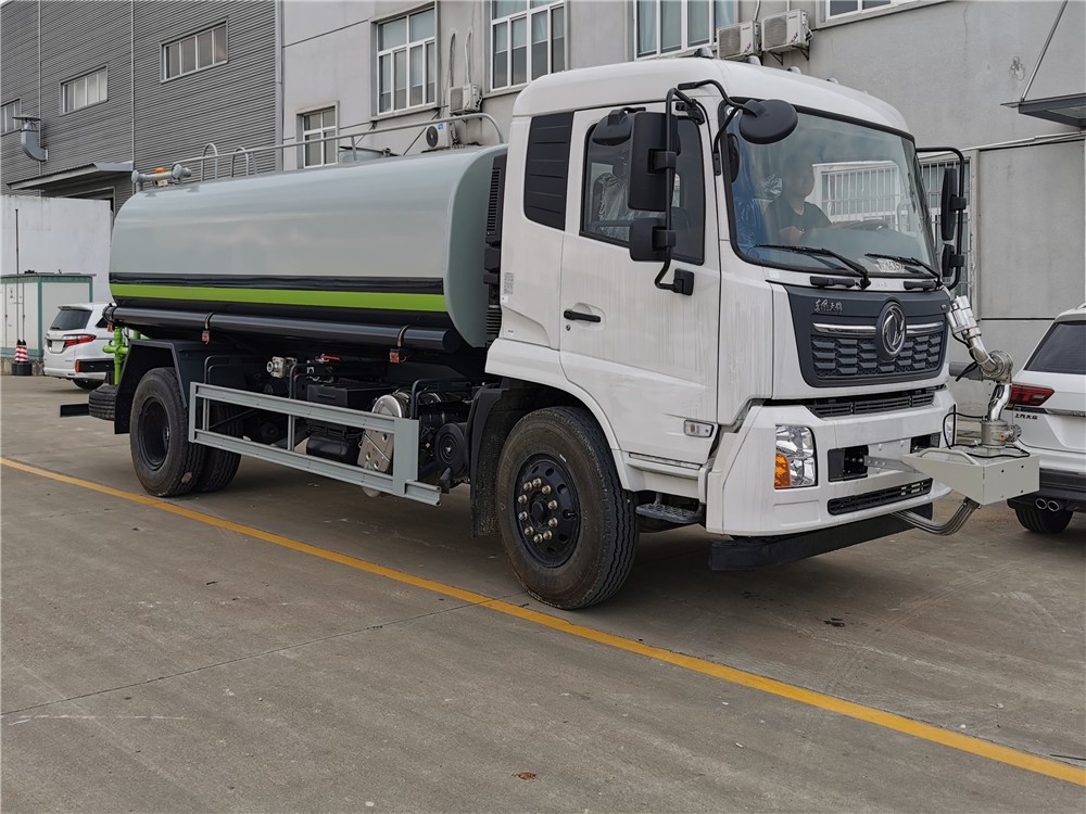 國(guó)六東風(fēng)天錦14方灑水車