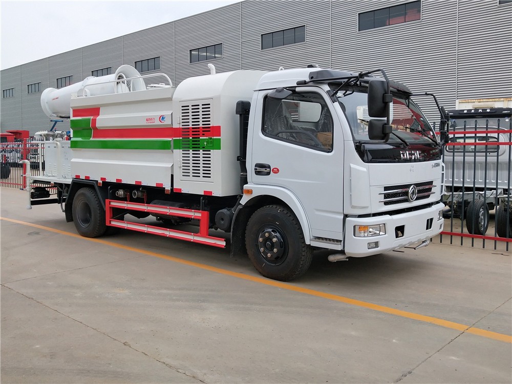 國六東風(fēng)8方抑塵車