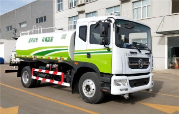 國六東風(fēng)多利卡12方灑水車