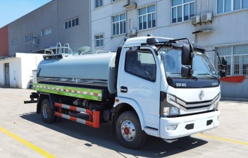 國六東風(fēng)D7、8方灑水車