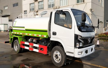 國六東風(fēng)5方灑水車